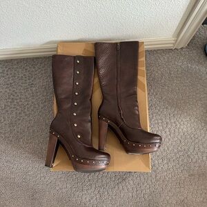 Platform Ugg boots